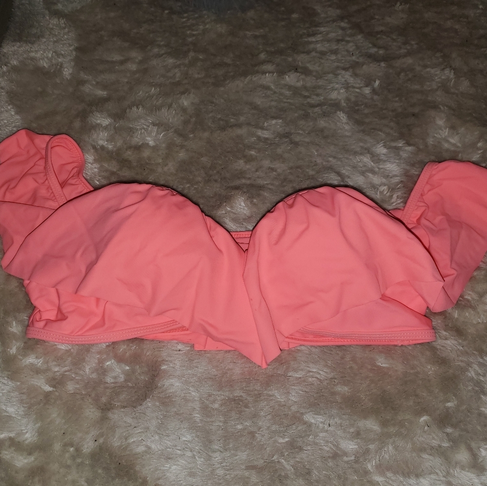 Off the shoulder swimsuit top!